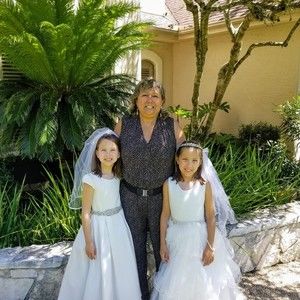 Meet your Posher, Sharon